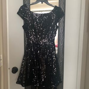 Formal sequence dress very elegant